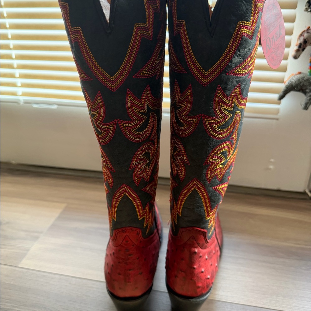 Dingo Red and Black Heeled Boots - Picture 3 of 7